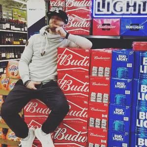 Meet your Posher, Derek